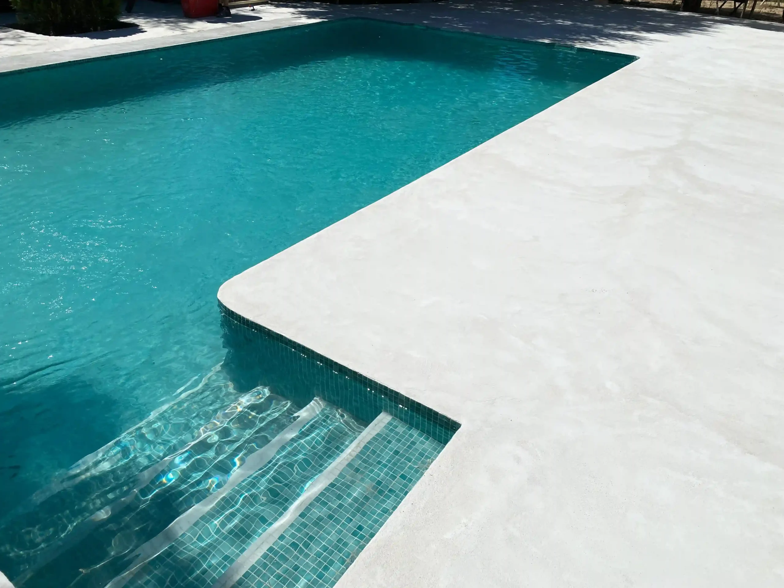 construccion-piscina-valdemorillo-cemento-listo